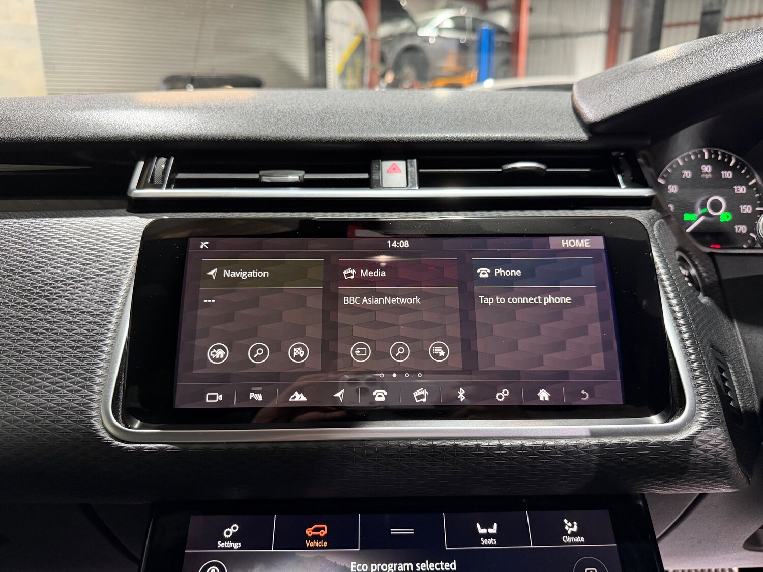 Used Land Rover Range Rover Velar 2018 for sale - 77557311: Photo 37