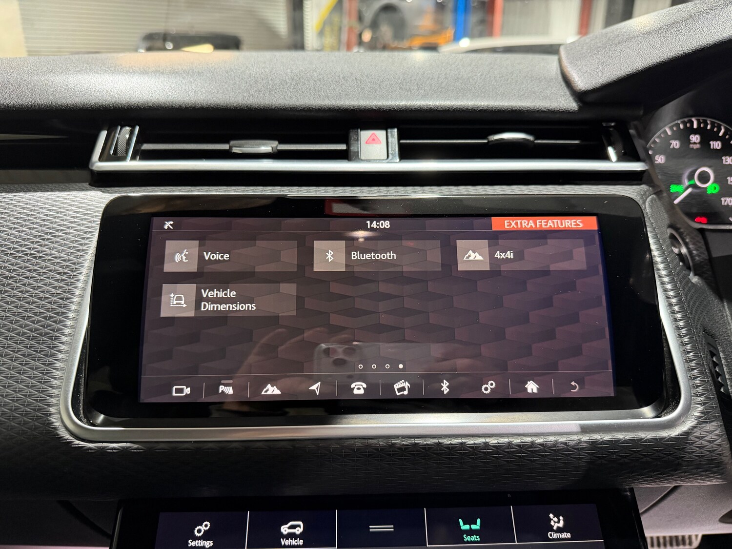 Used Land Rover Range Rover Velar 2018 for sale - 77557311: Photo 44