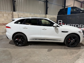 Used Jaguar F-Pace 2017 for sale - 78868887: Photo