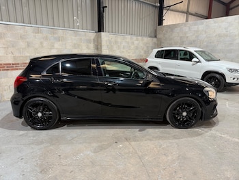 Used Mercedes-Benz A-Class 2016 for sale - 75643916: Photo