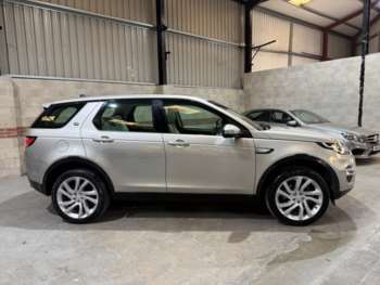 Used Land Rover Discovery Sport 2017 for sale - 75113278: Photo