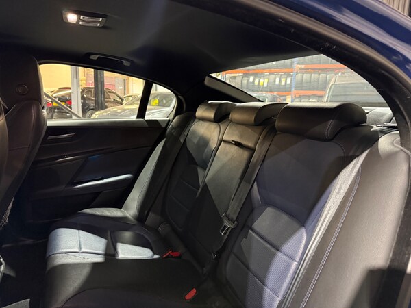 Used Jaguar XE 2015 for sale - 74986837: Photo 18
