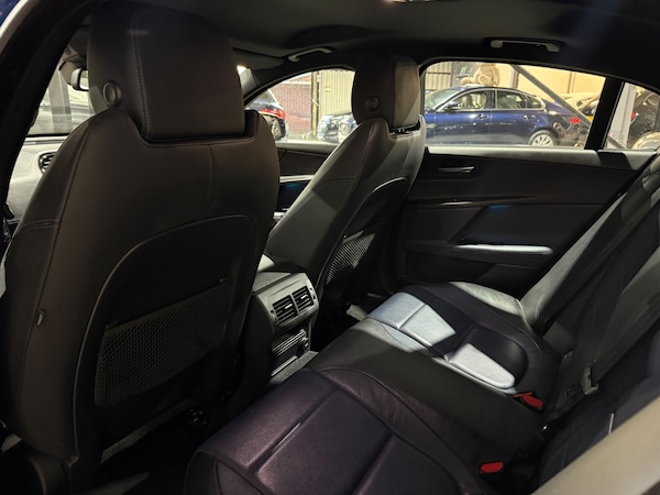 Used Jaguar XE 2015 for sale - 74986837: Photo 19