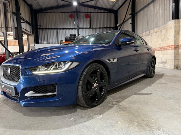 Used Jaguar XE 2015 for sale - 74986837: Photo 47