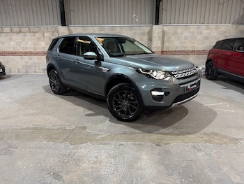 Used Land Rover Discovery Sport 2018 for sale - 75705669: Photo