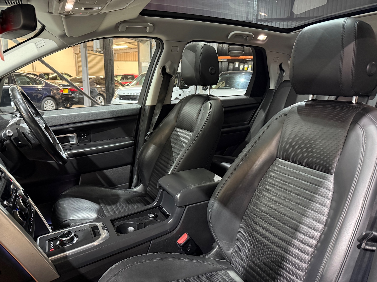 Used Land Rover Discovery Sport 2017 for sale - 77050996: Photo 10