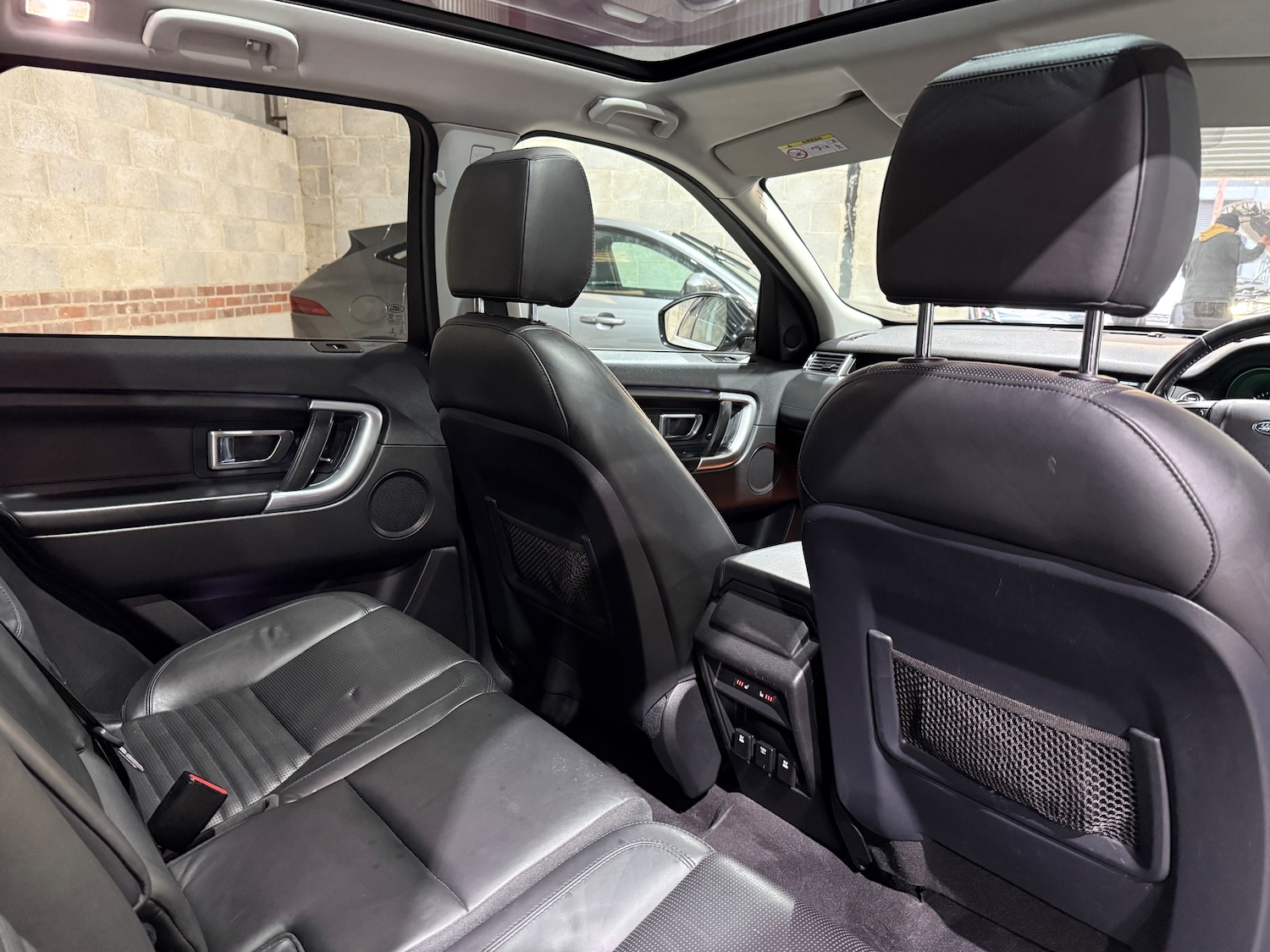 Used Land Rover Discovery Sport 2017 for sale - 77050996: Photo 23