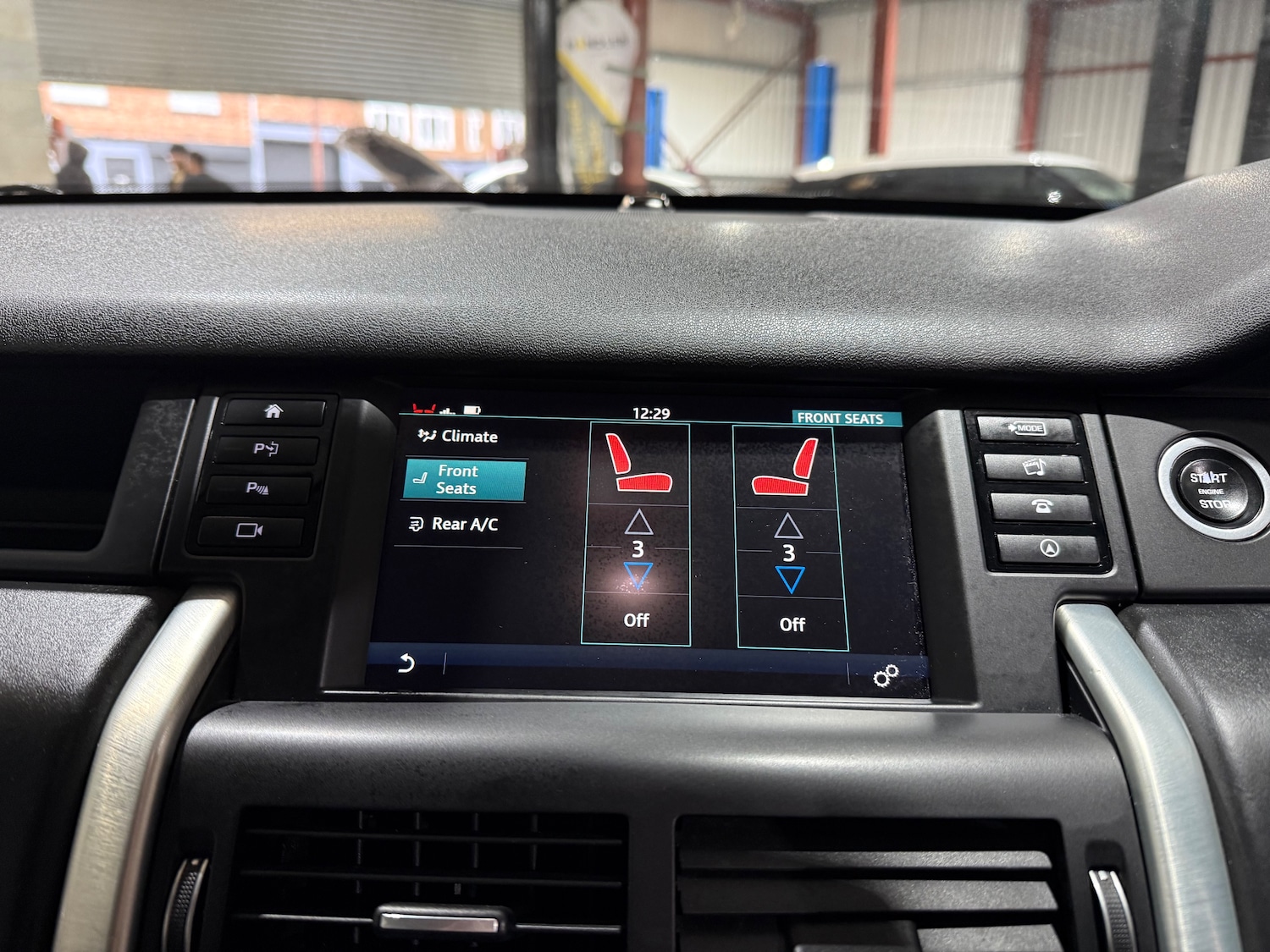 Used Land Rover Discovery Sport 2017 for sale - 77050996: Photo 39