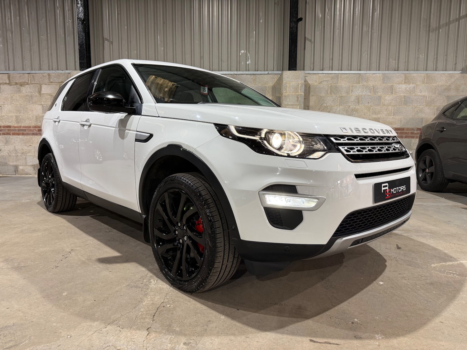Used Land Rover Discovery Sport 2017 for sale - 77050996: Photo 52