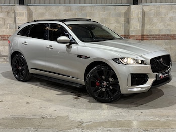 Used Jaguar F-Pace 2016 for sale - 75924615: Photo