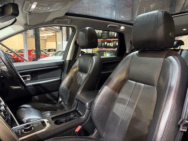 Used Land Rover Discovery Sport 2017 for sale - 75457340: Photo 13