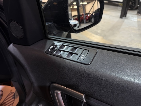 Used Land Rover Discovery Sport 2017 for sale - 75457340: Photo 28