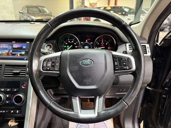 Used Land Rover Discovery Sport 2017 for sale - 75457340: Photo 33