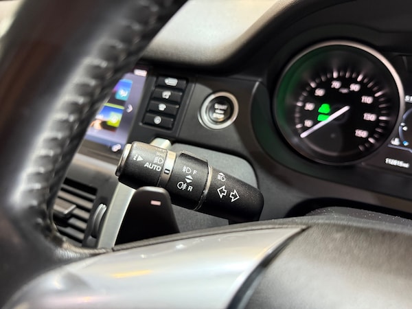 Used Land Rover Discovery Sport 2017 for sale - 75457340: Photo 35