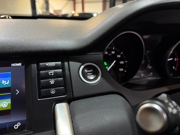 Used Land Rover Discovery Sport 2017 for sale - 75457340: Photo 40