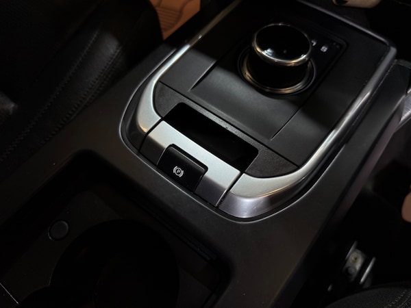 Used Land Rover Discovery Sport 2017 for sale - 75457340: Photo 42