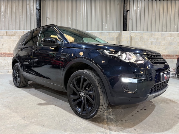 Used Land Rover Discovery Sport 2017 for sale - 75457340: Photo 49