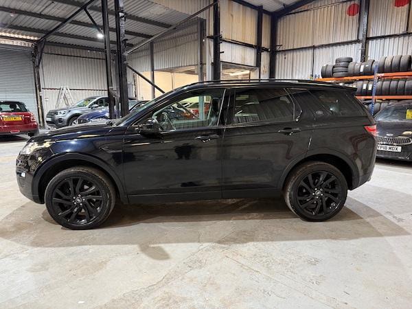 Used Land Rover Discovery Sport 2017 for sale - 75457340: Photo 7