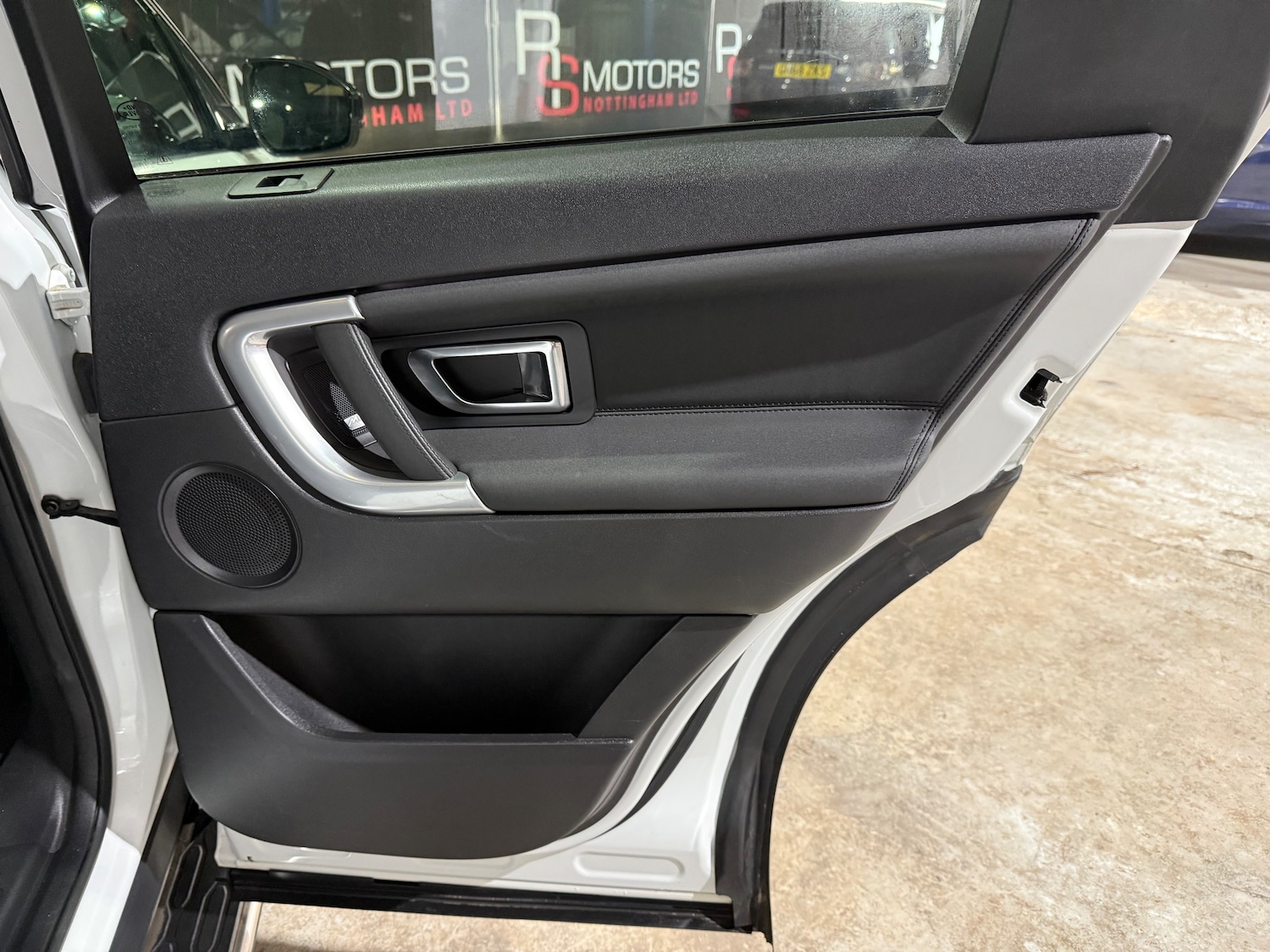 Used Land Rover Discovery Sport 2018 for sale - 77557327: Photo 21