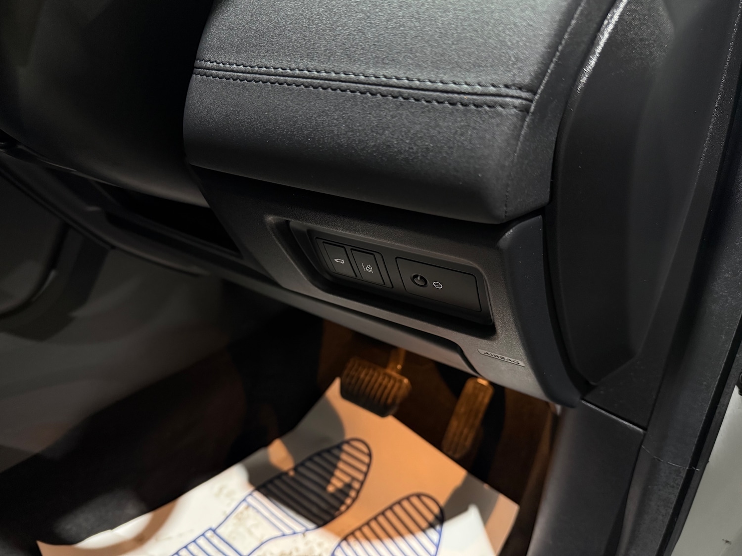 Used Land Rover Discovery Sport 2018 for sale - 77557327: Photo 31