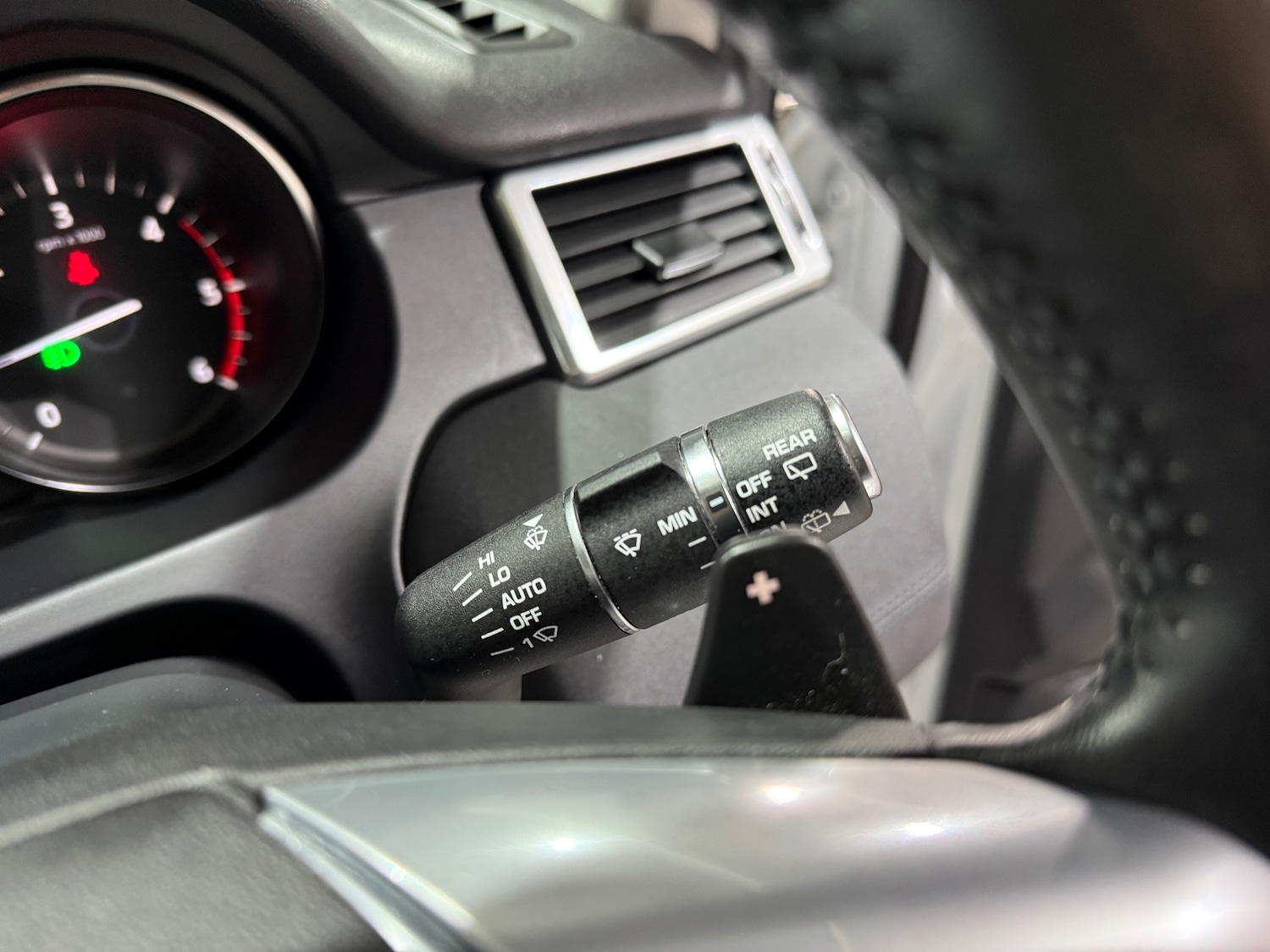 Used Land Rover Discovery Sport 2018 for sale - 77557327: Photo 35