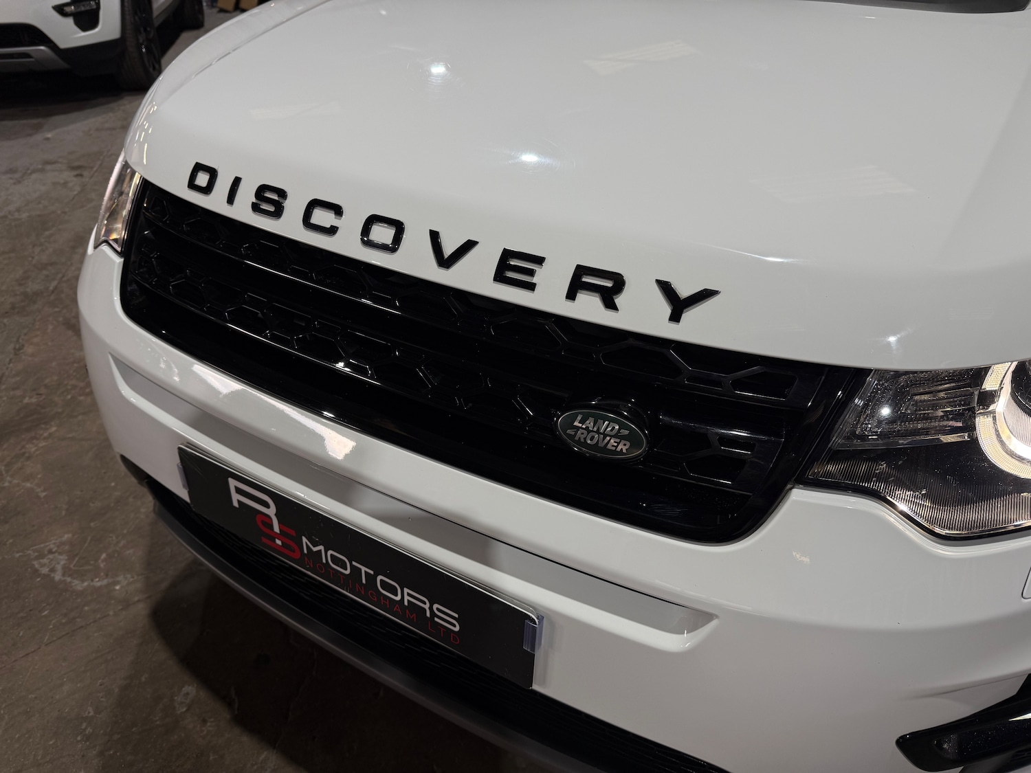 Used Land Rover Discovery Sport 2018 for sale - 77557327: Photo 54