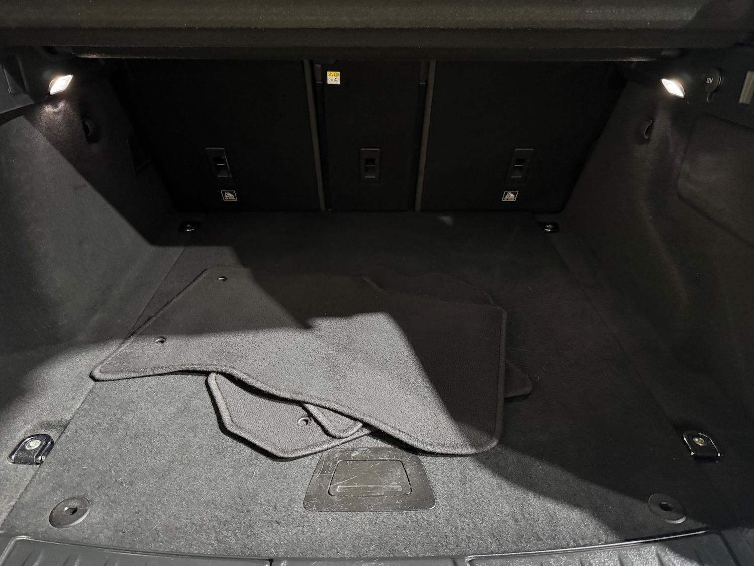 Used Jaguar F-Pace 2017 for sale - 76046989: Photo 18