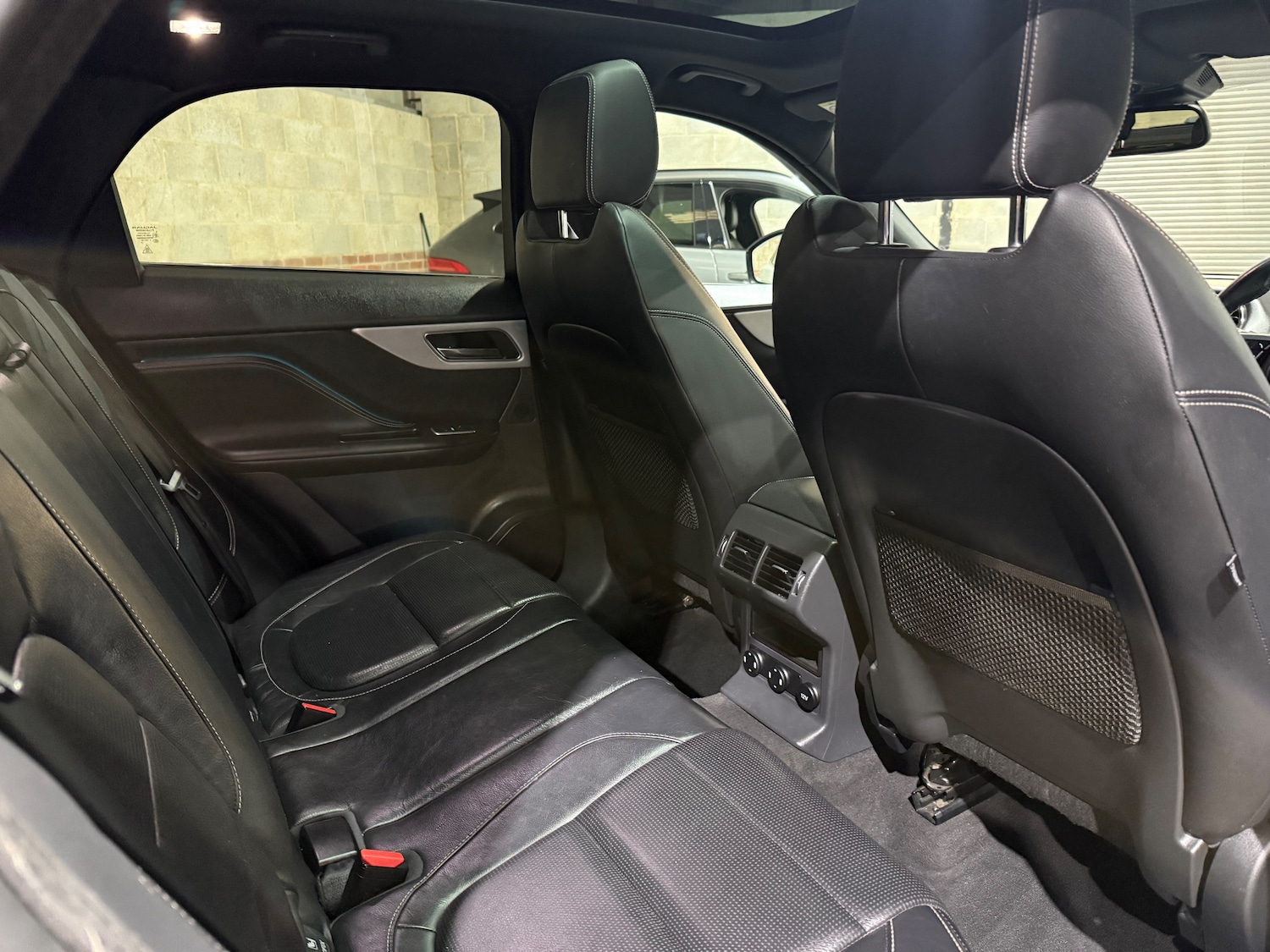 Used Jaguar F-Pace 2017 for sale - 76046989: Photo 21