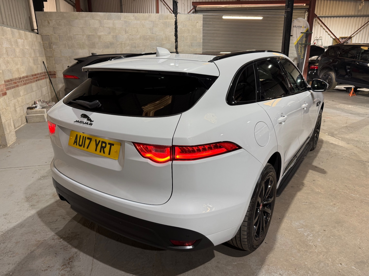 Used Jaguar F-Pace 2017 for sale - 76046989: Photo 47