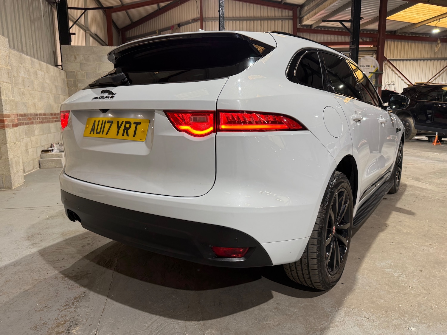 Used Jaguar F-Pace 2017 for sale - 76046989: Photo 48