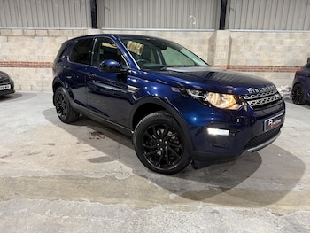 Used Land Rover Discovery Sport 2016 for sale - 79068392: Photo