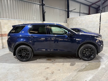 Used Land Rover Discovery Sport 2016 for sale - 79068392: Photo