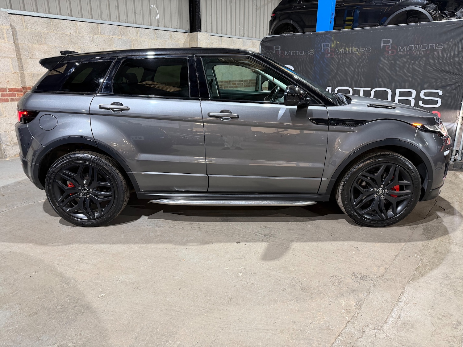 Used Land Rover Range Rover Evoque for sale - 78107091: Photo 2
