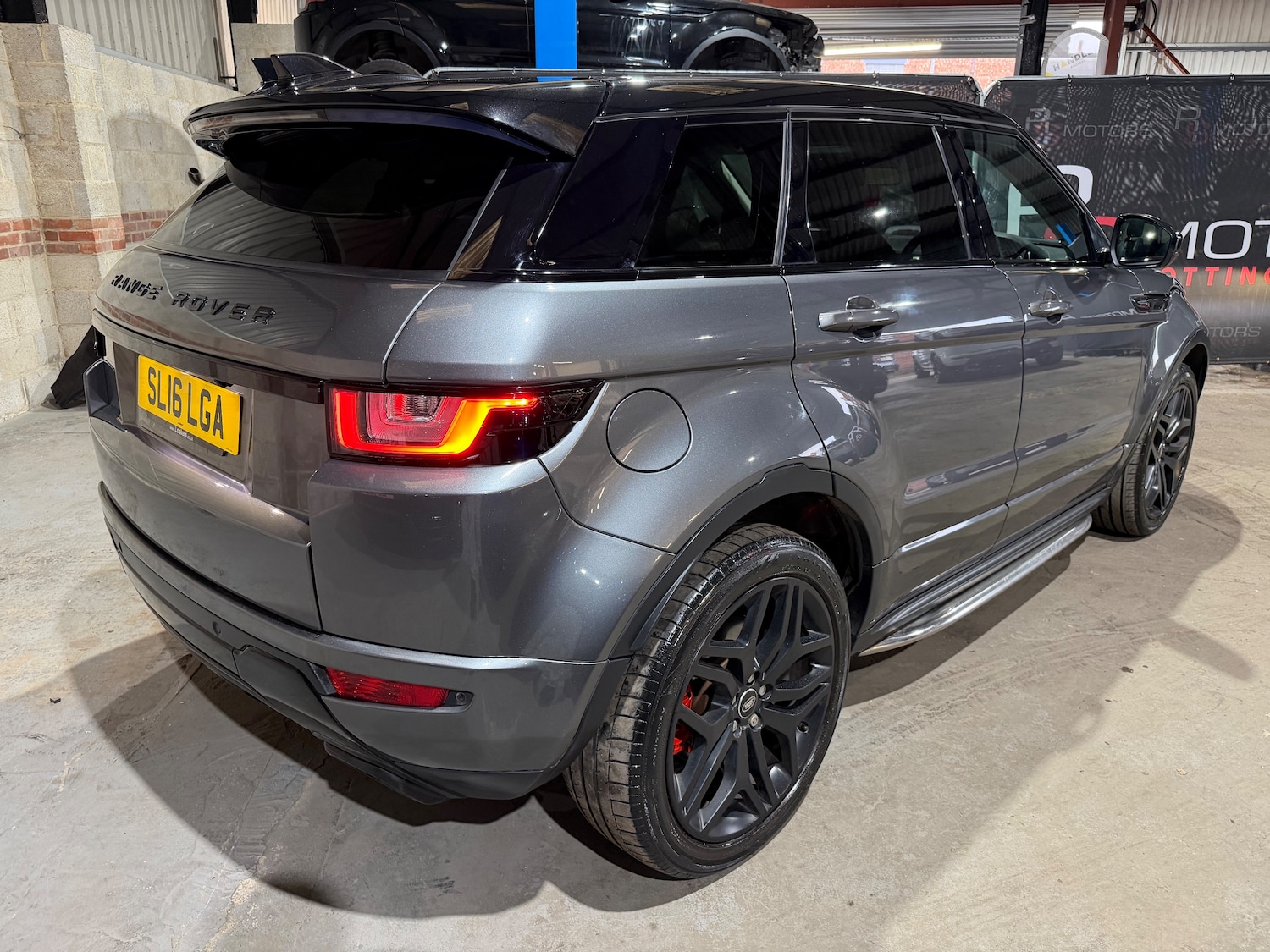 Used Land Rover Range Rover Evoque for sale - 78107091: Photo 3