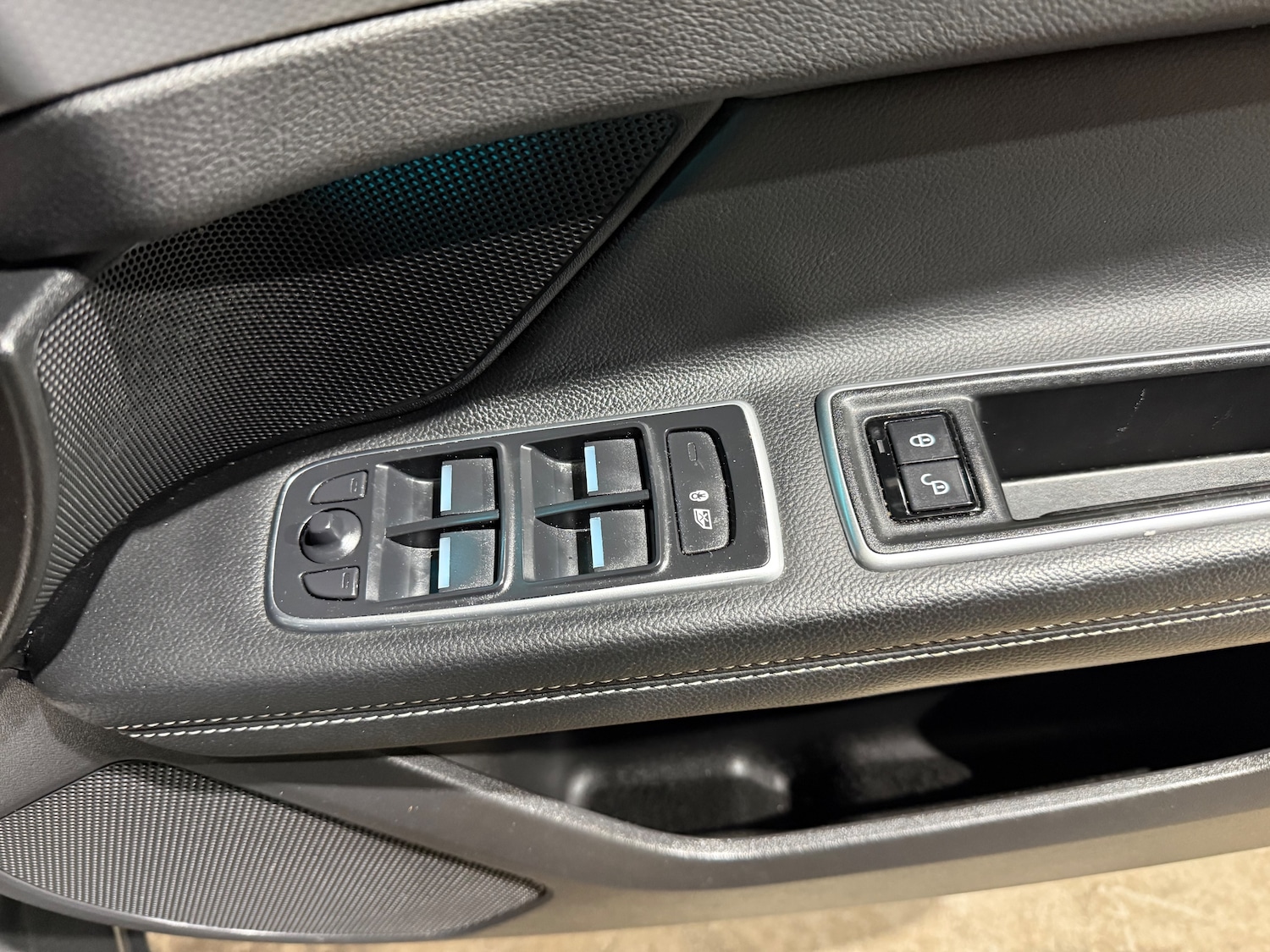 Used Jaguar XF 2018 for sale - 77398481: Photo 21