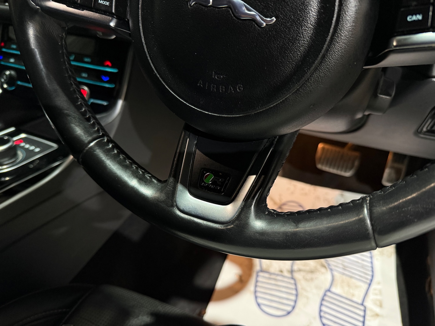 Used Jaguar XF 2018 for sale - 77398481: Photo 29