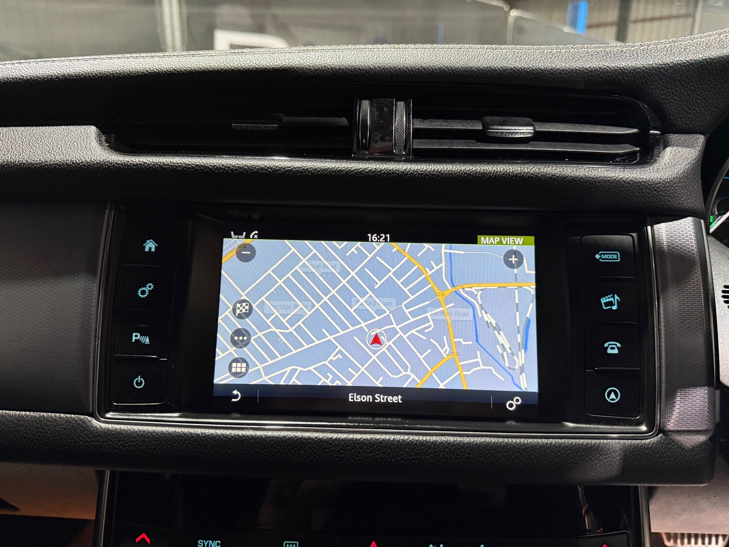 Used Jaguar XF 2018 for sale - 77398481: Photo 34