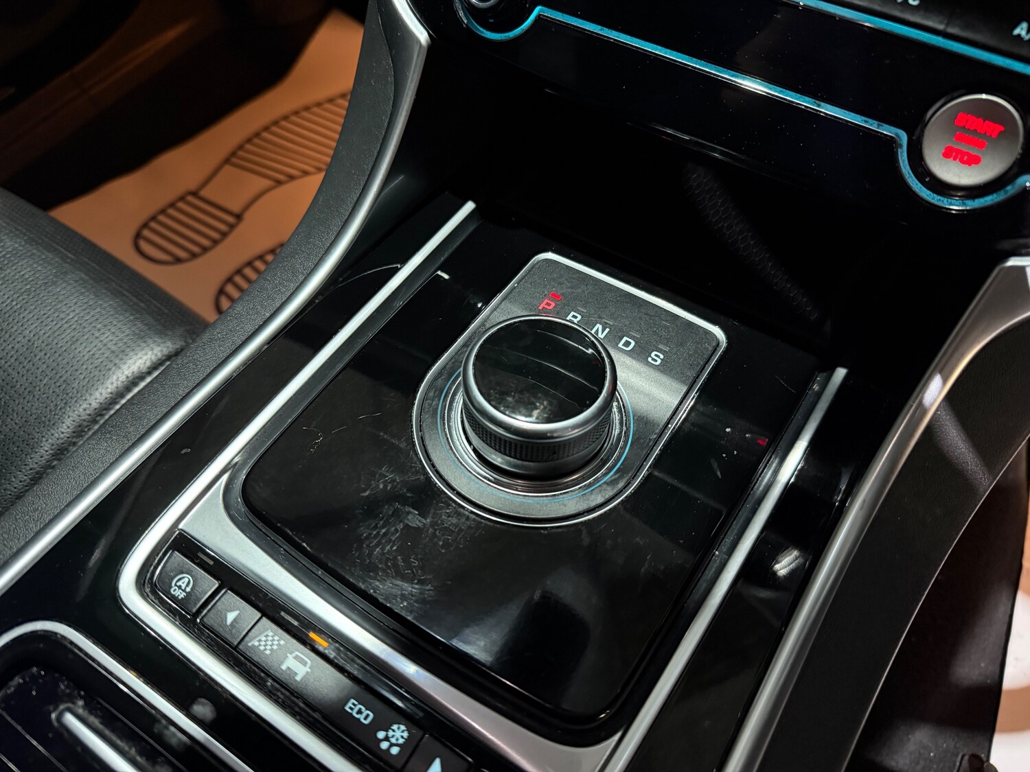 Used Jaguar XF 2018 for sale - 77398481: Photo 36