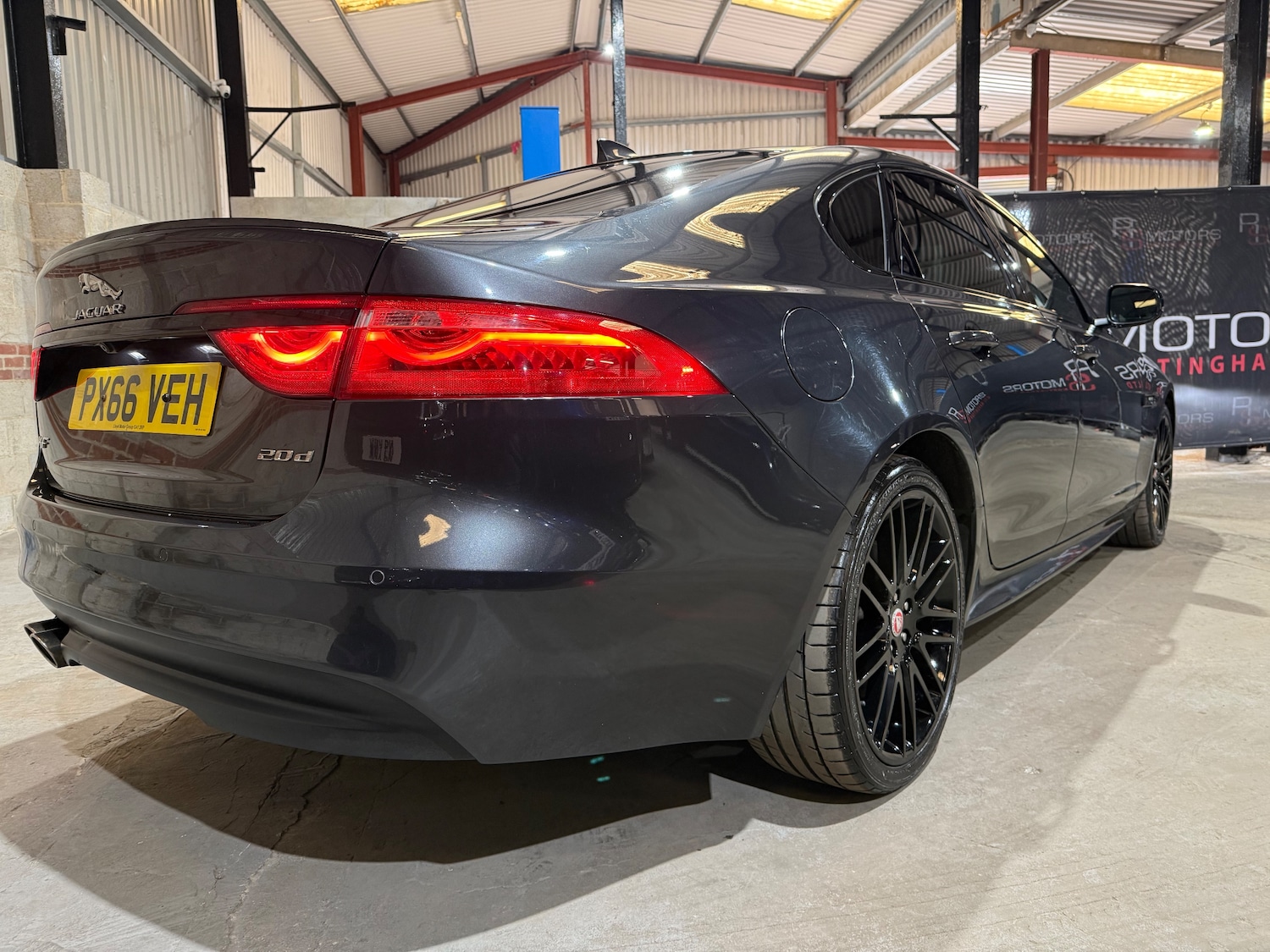 Used Jaguar XF 2016 for sale - 77894013: Photo 19