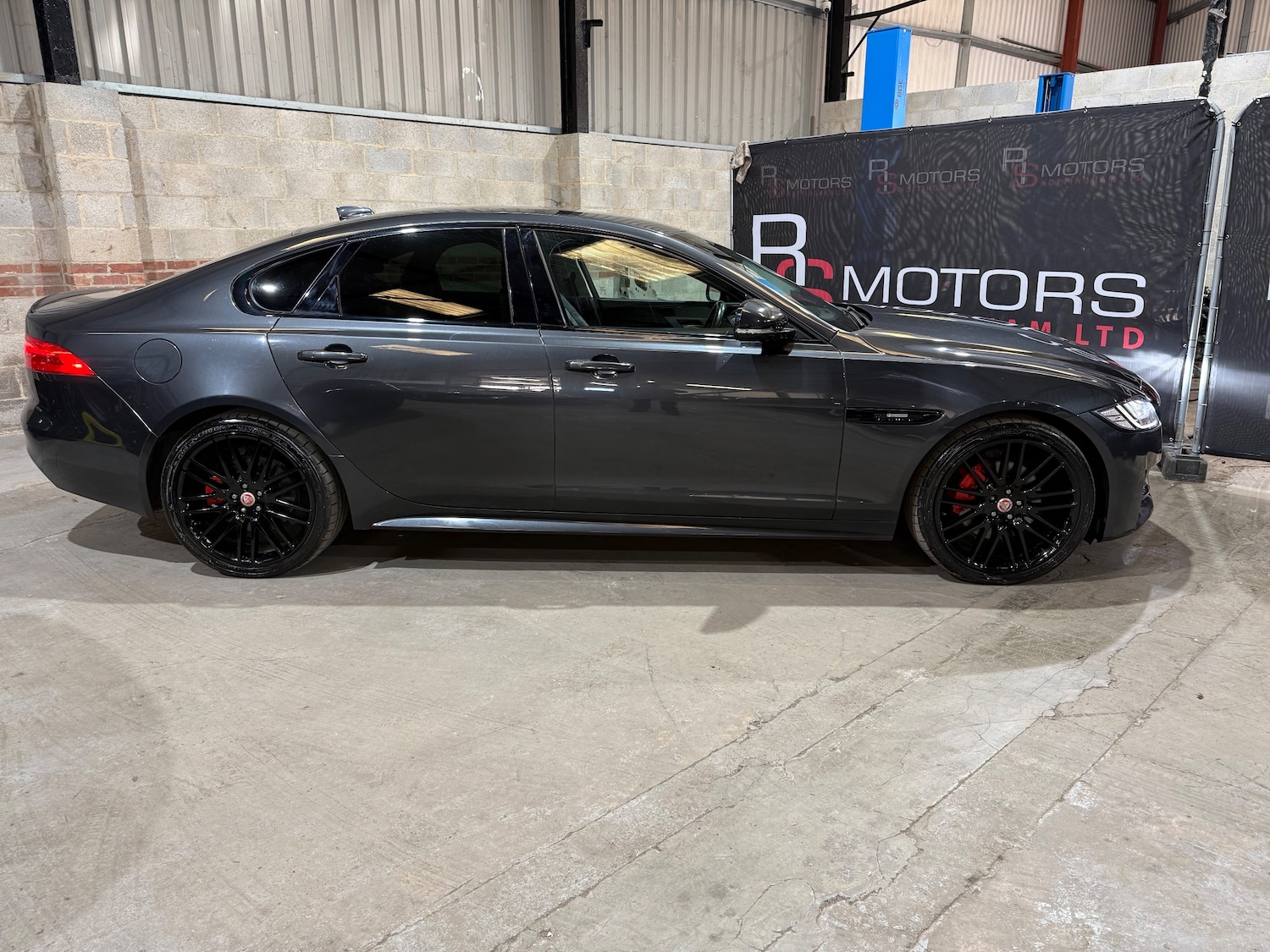 Used Jaguar XF 2016 for sale - 77894013: Photo 4