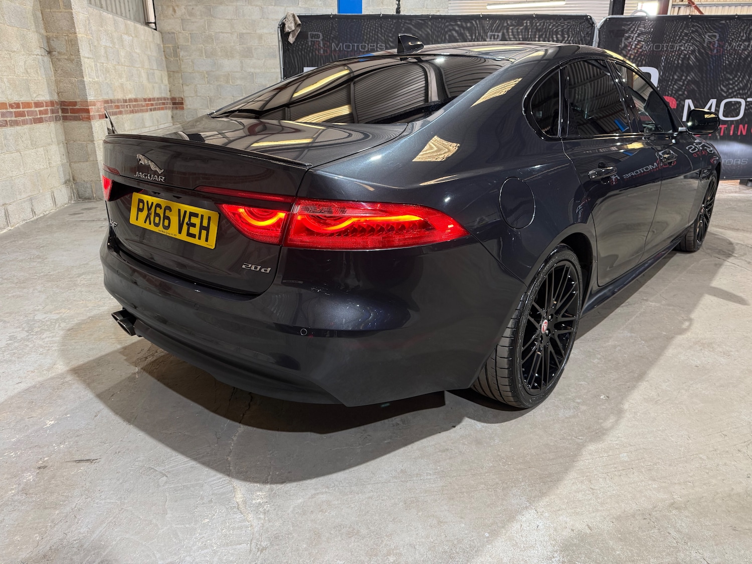 Used Jaguar XF 2016 for sale - 77894013: Photo 5