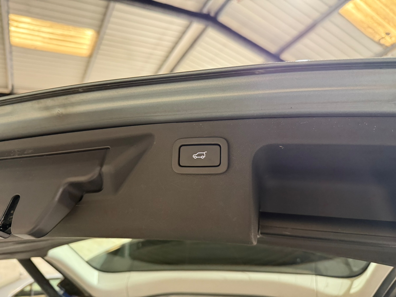 Used Land Rover Discovery Sport 2016 for sale - 77259063: Photo 22