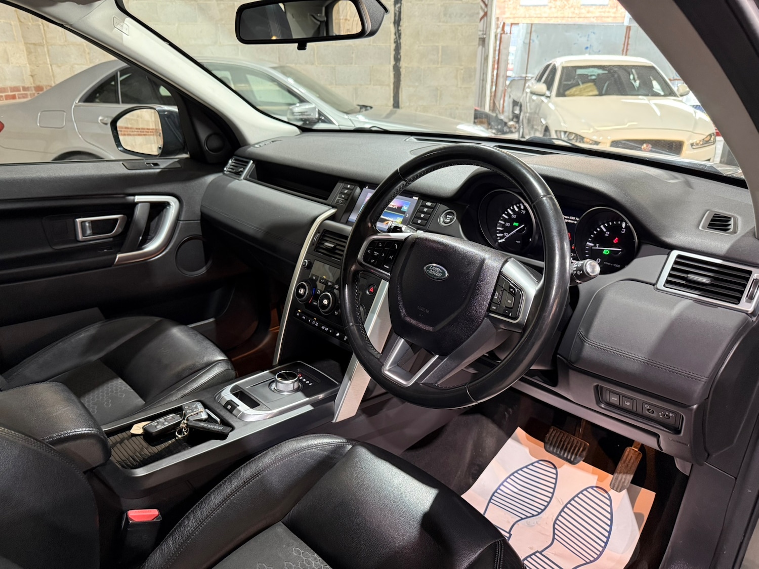 Used Land Rover Discovery Sport 2016 for sale - 77259063: Photo 28