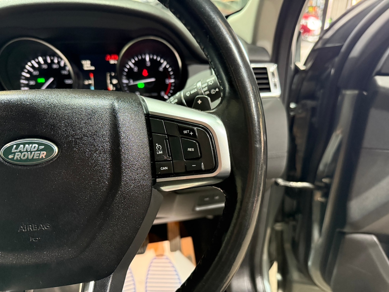 Used Land Rover Discovery Sport 2016 for sale - 77259063: Photo 36