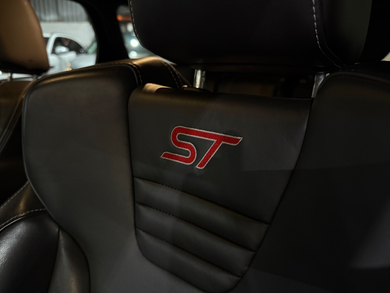 Used Ford Focus 2015 for sale - 76635940: Photo 11