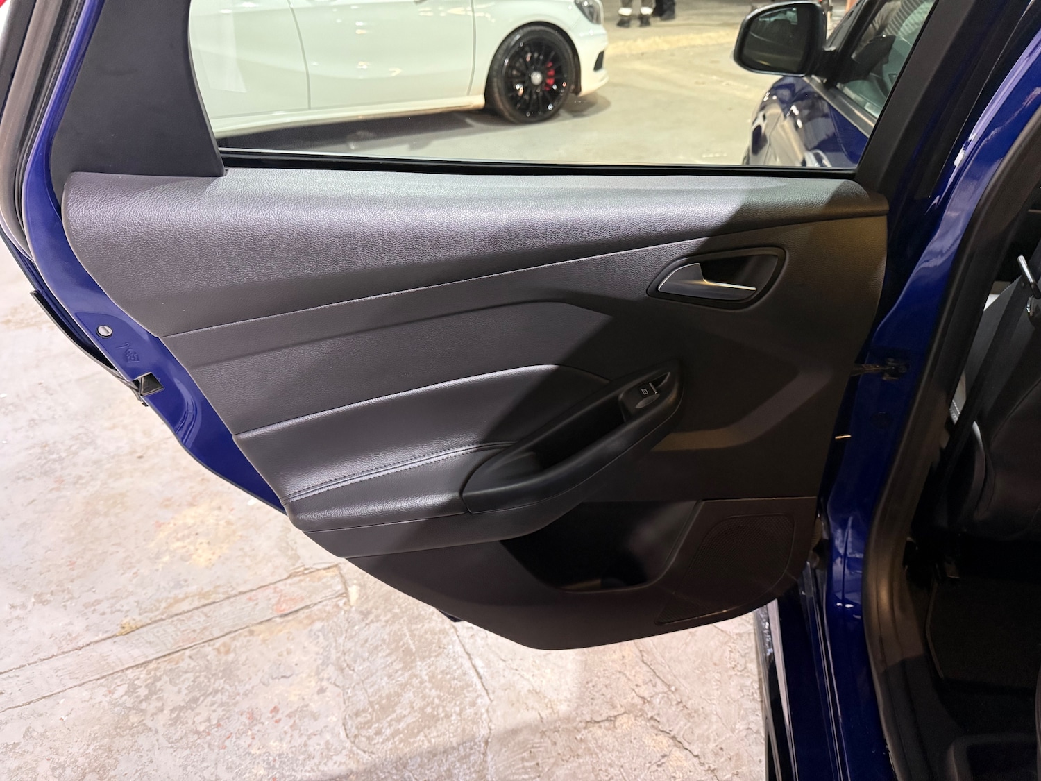 Used Ford Focus 2015 for sale - 76635940: Photo 13