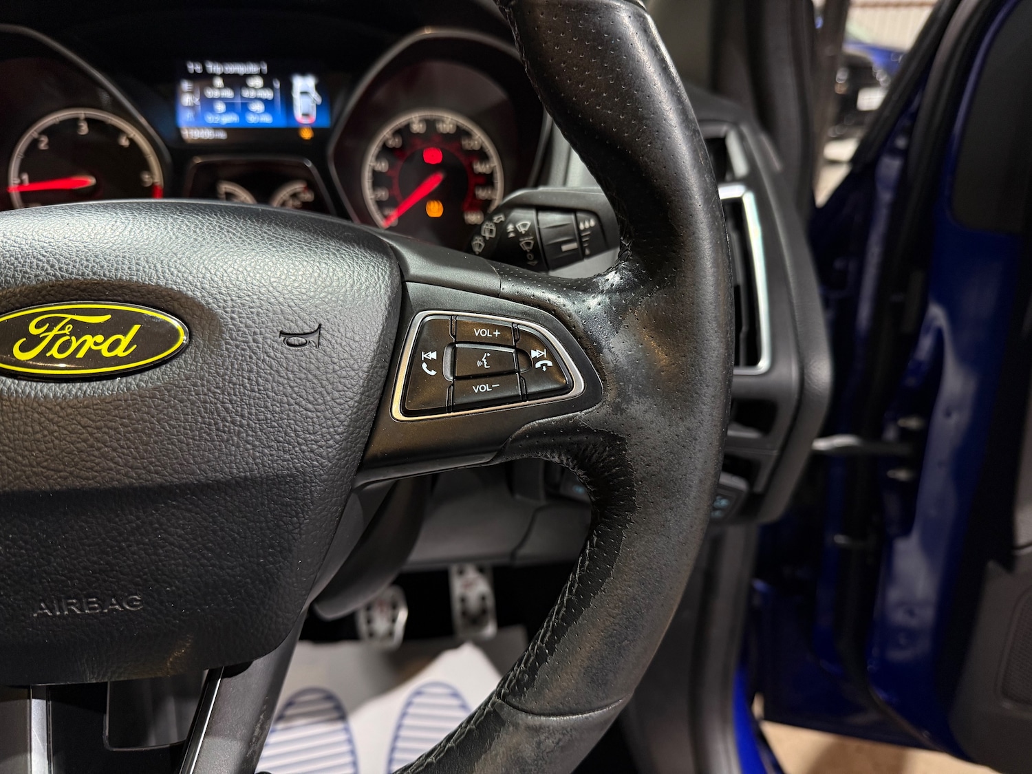 Used Ford Focus 2015 for sale - 76635940: Photo 28