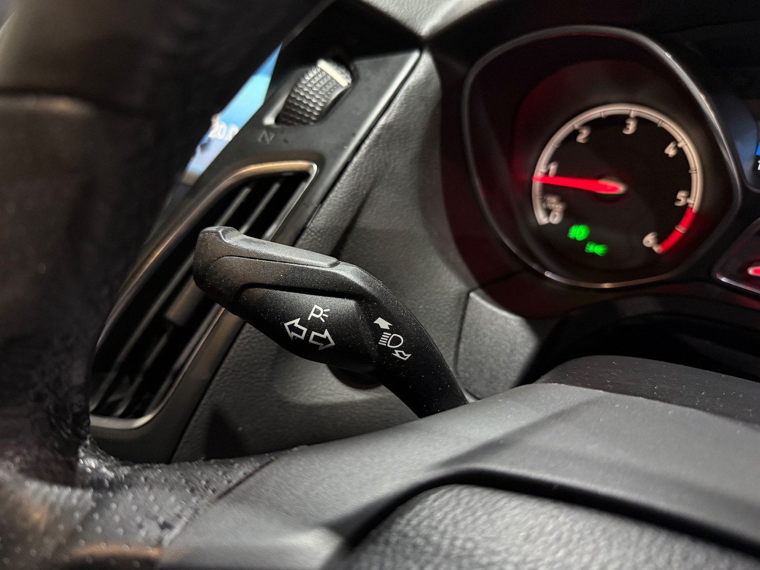 Used Ford Focus 2015 for sale - 76635940: Photo 30