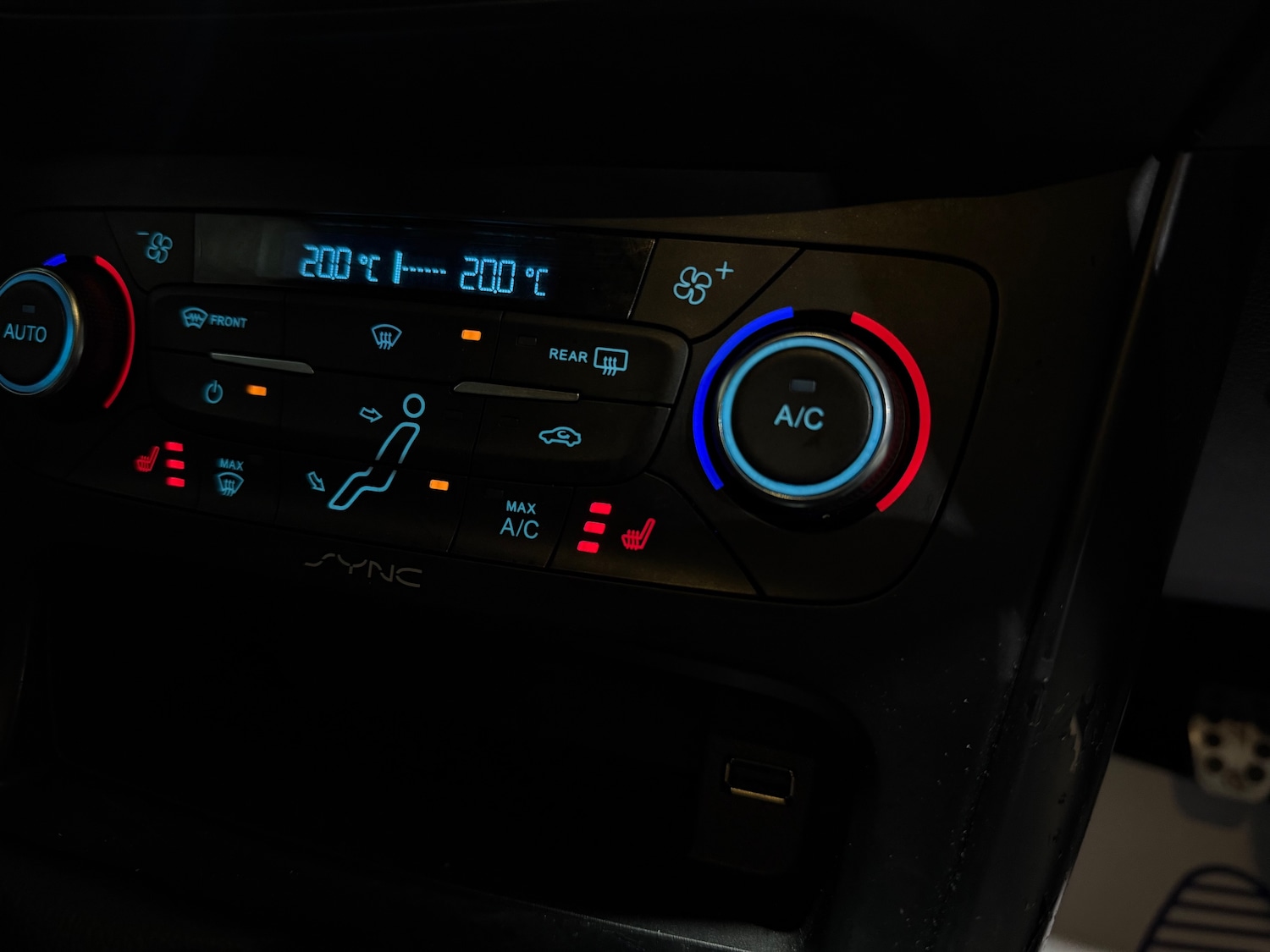 Used Ford Focus 2015 for sale - 76635940: Photo 39