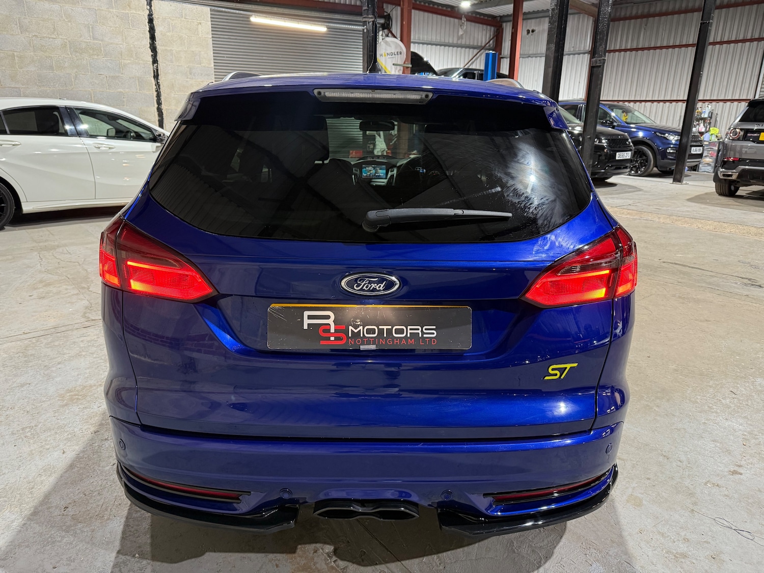 Used Ford Focus 2015 for sale - 76635940: Photo 4